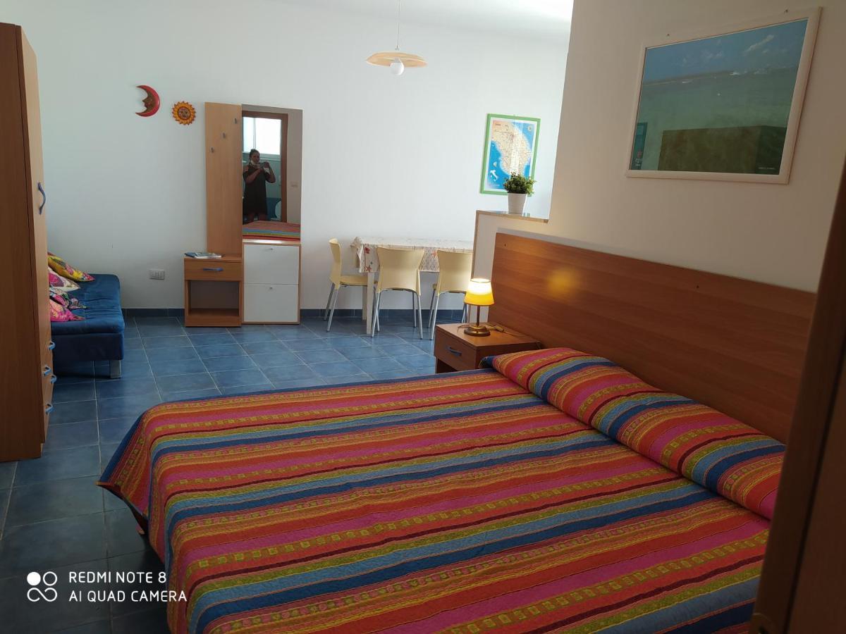 Samarcanda Camere E Appartamenti Porto Cesareo Luaran gambar